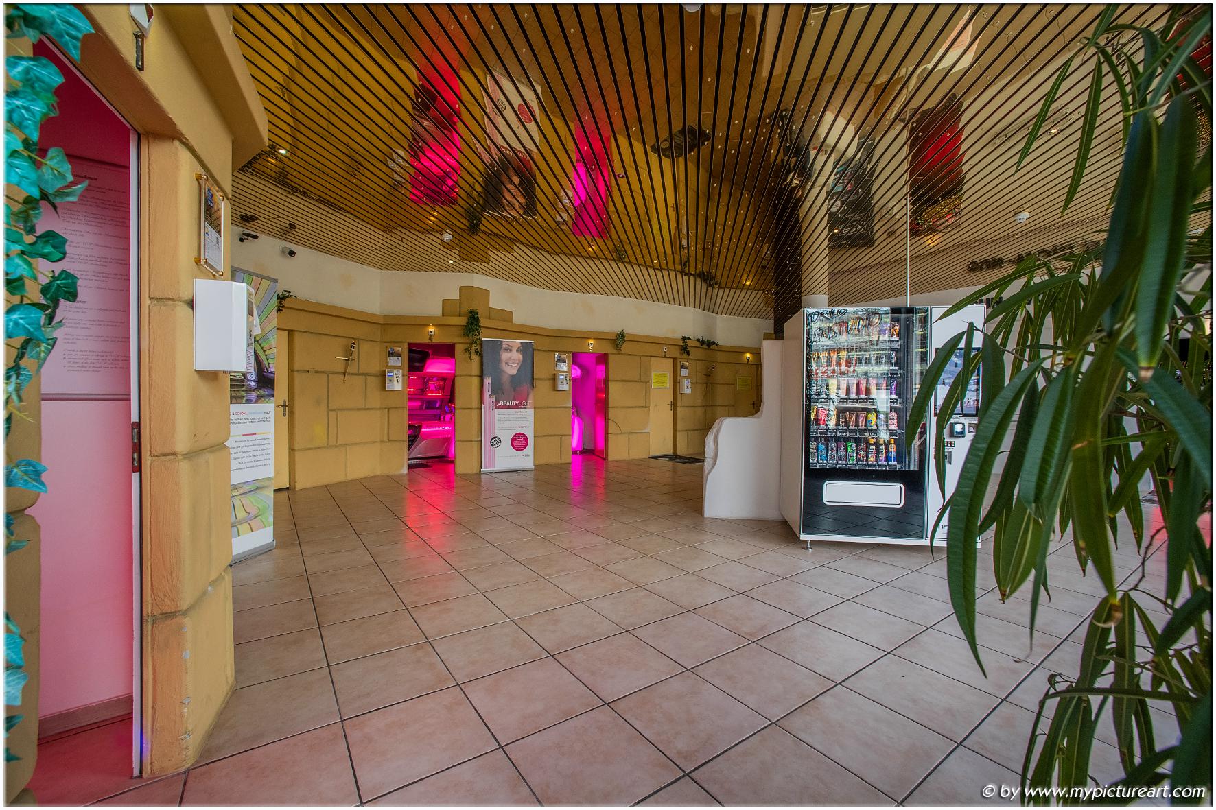Solarium Zuerich - Sun World Sonnenstudio business image in Zuerich, ZH